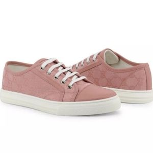 Women's Gucci pink canvas sneakers
